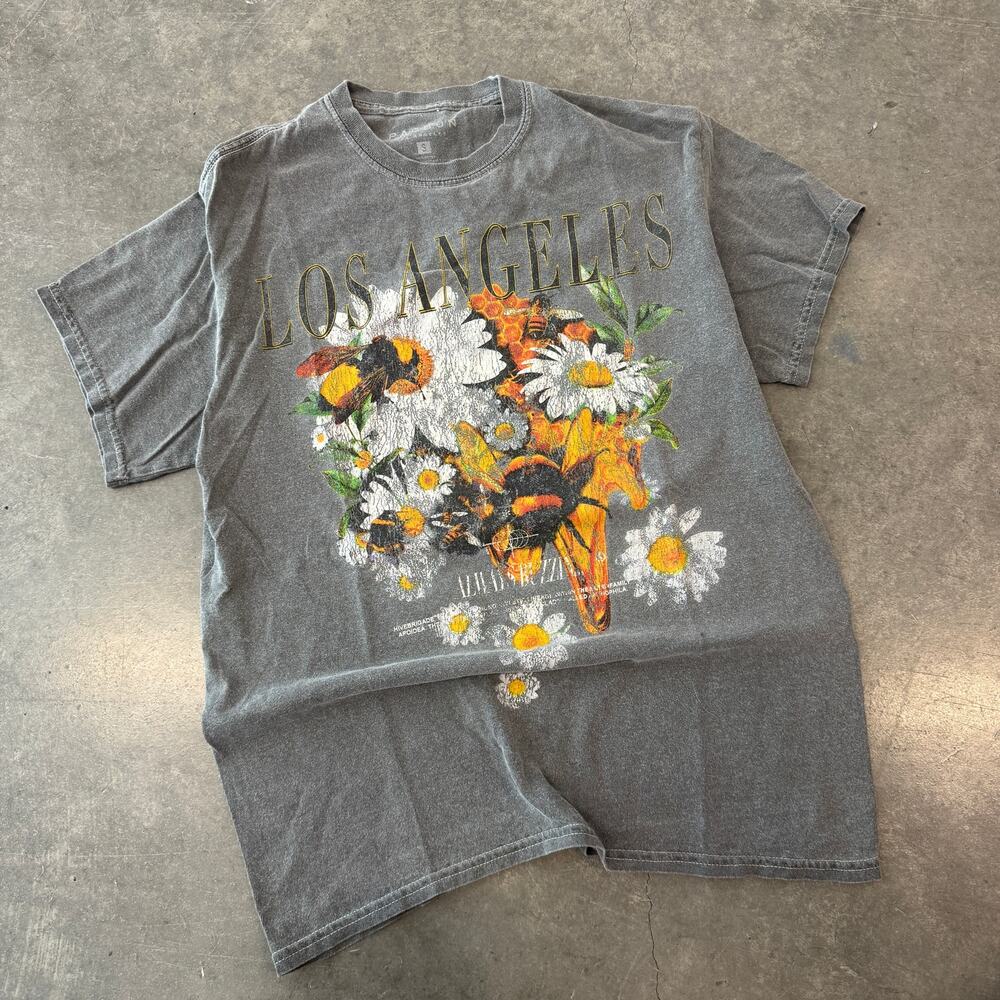 Vintage Y2K Los Angeles Grey Wash Pacsun Floral Bee Graphic Tee Nature Small